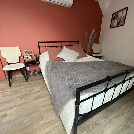 Maison De Charme 24h Du Mans Apartman Coulaines